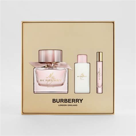 Burberry perfume set for women